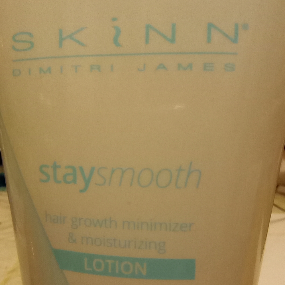 SKINN BY DIMITRI JAMES. STAYSMOOTH